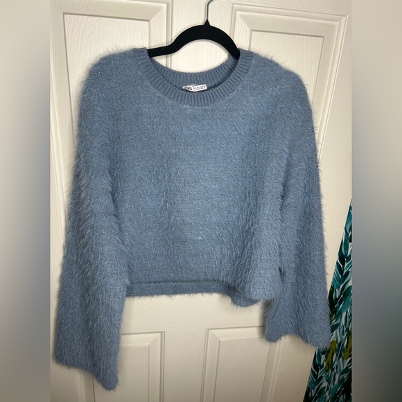Zara Sweaters - Zara Soft Blue Crew Neck fuzzy Sweater Womens size L